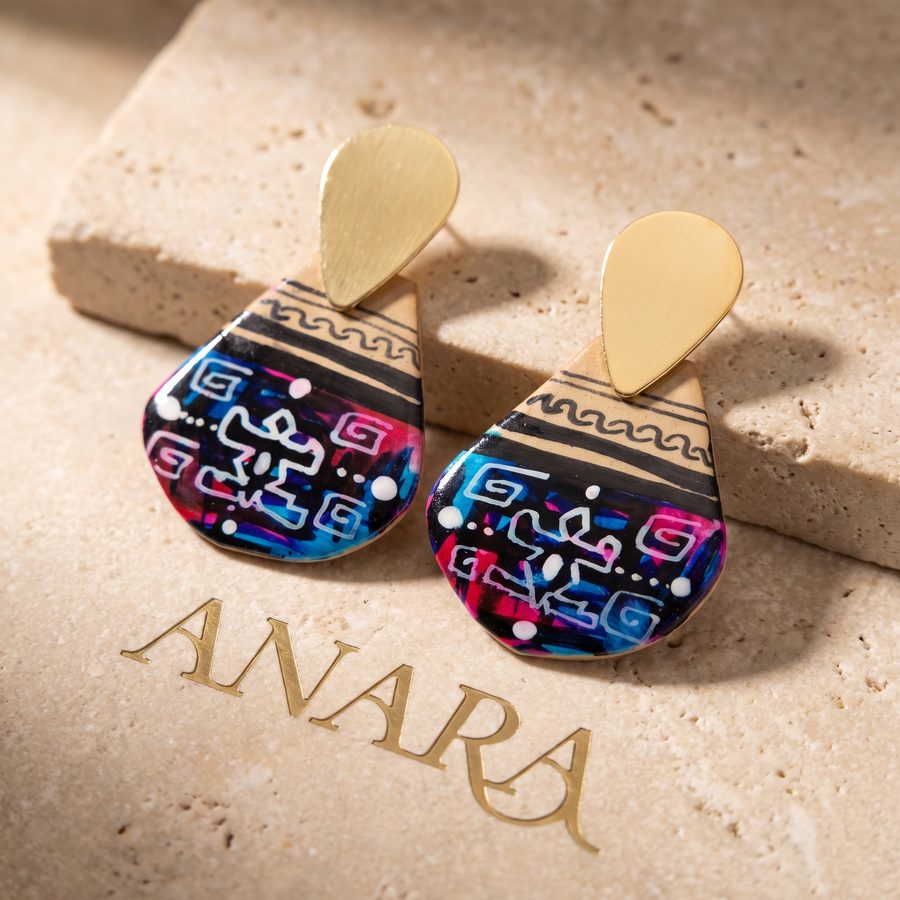 Aretes Raíces, en totumo natural